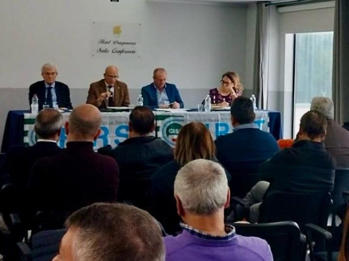 Consiglio macroregionale alla presenza del prof. Acocella e della segretaria nazionale Brezzo