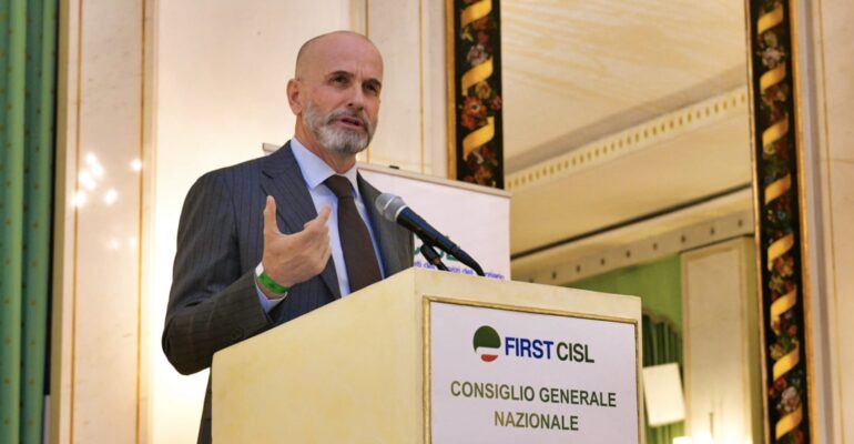 Colombani al Consiglio generale First Cisl: con i rinnovi contrattuali va redistribuito il valore prodotto a lavoratrici e lavoratori