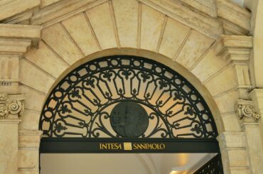 Intesa Sanpaolo Assicurazioni, incontro con la responsabile della Divisione Insurance
