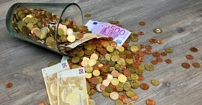 Campania: 800mila persone vivono in comuni senza sportello bancario. +55mila negli ultimi 12 mesi