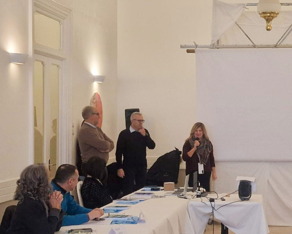 WhatsApp Image 2025-12-05 at 09.54.16