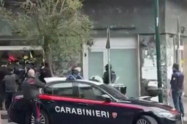 Rapina con ostaggi a Napoli: le dichiarazioni di Riccardo Colombani e di Enrico Cocciolla