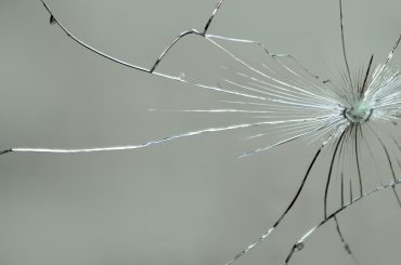 Succede che … qualcosa si è rotto