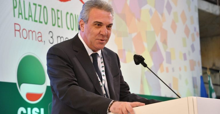 Luigi Sbarra eletto nuovo segretario generale della Cisl