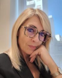 Librera Sabrina Librera Sabrina