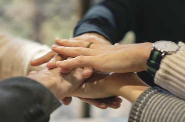 Assistente sociale in azienda? Conviene!