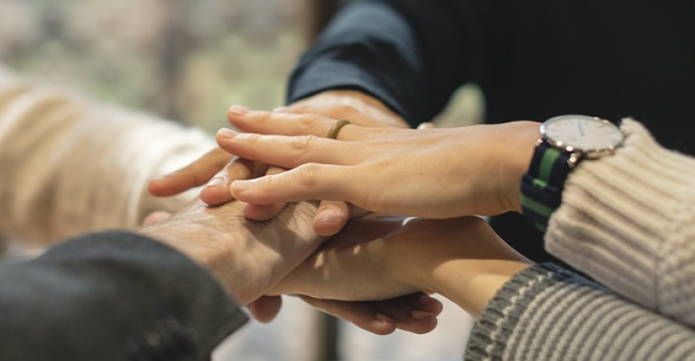 Assistente sociale in azienda? Conviene!