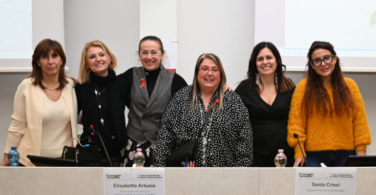 Il coraggio invisibile: mantenere sempre alta l’attenzione sul tema delle molestie e delle violenze di genere