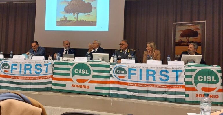 Sondrio, Francesco Della Marianna, crescita personale per una finanza sostenibile