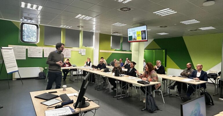 Dipartimento formazione: comunicazione efficace, leadership sindacale e negoziazione nel settore bancario