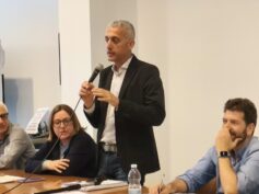 Como, i lavoratori votano all’unanimità la piattaforma di rinnovo del Ccnl Abi