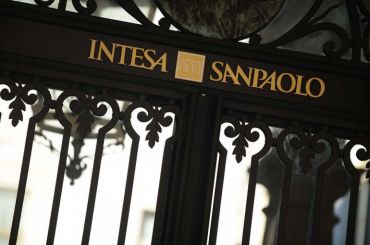 Intesa SanPaolo dopo l’acquisto delle banche venete. Una trattativa aspra e impegnativa.