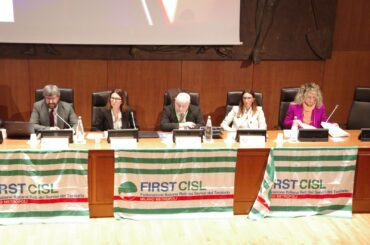 Congresso, tavola rotonda “Quali tutele per i lavoratori nell’era digitale”