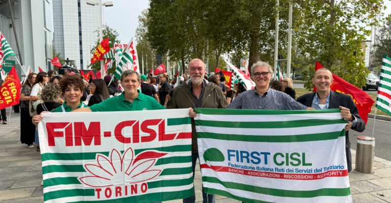 First Cisl Torino e Canavese presente al presidio in SOLIDARIETA’ alle PERSONE che lavorano negli APPALTI ISP