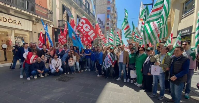 Primo Maggio in piazza. Cgil, Cisl e Uil unite per il lavoro sicuro in Puglia e in tutta Italia