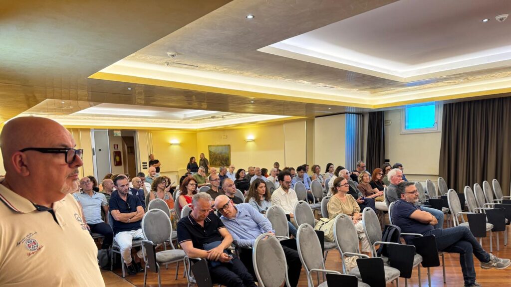 Assemblee Bat (1)