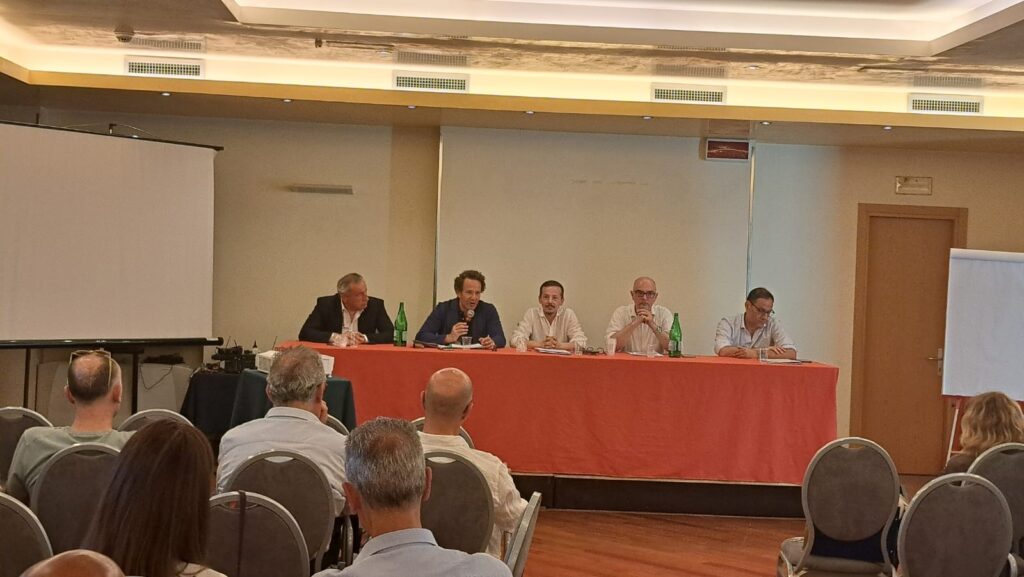 Assemblee Bat (2)
