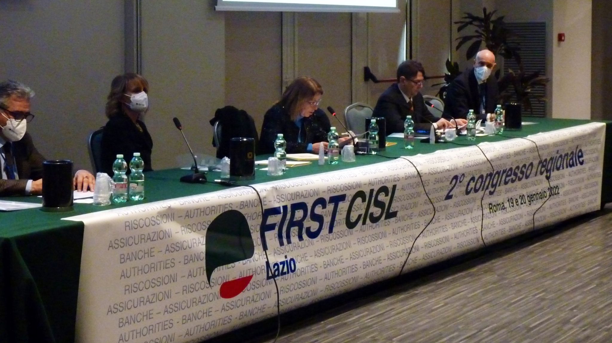 First Cisl Lazio Caterina Scavuzzo Eletta Segretaria Generale Con Lei Francesco Pinci E