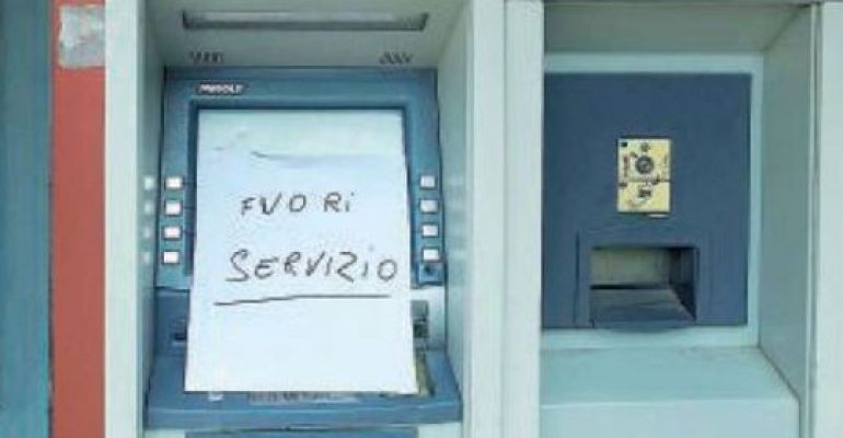 Dati che fanno riflettere: in un decennio, Ravenna ha perso 57 filiali e 122 bancomat