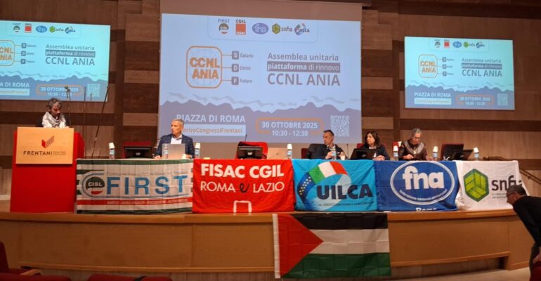 Assemblea della piazza di Roma per la presentazione della piattaforma per il rinnovo del CCNL ANIA