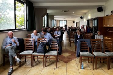 Assemblea di piazza del Sulcis per la piattaforma CCNL Abi