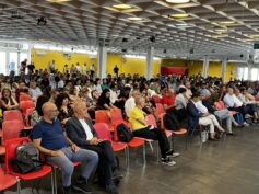 La grande assemblea di piazza di Cagliari