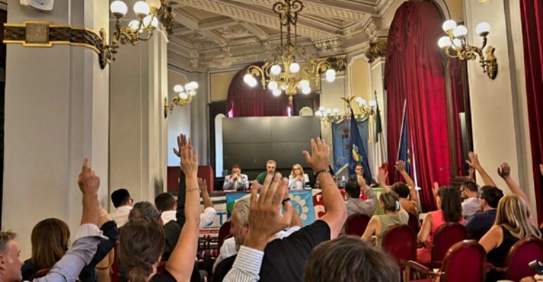 La Sicilia dà il via libera al rinnovo del contratto del settore bancario. Fabio Sidoti: “La piattaforma approvata rivaluta l’impegno di colleghe e colleghi rimettendo al centro il valore della persona”