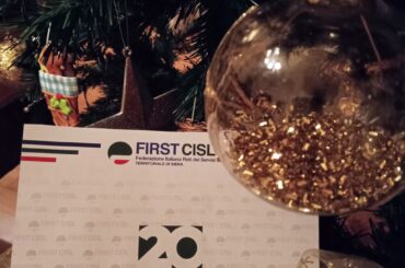 Auguri per un felice Santissimo Natale e un sereno anno nuovo