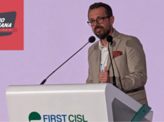 Lenzini a Radio Toscana:”Stiamo viaggiando spediti verso la desertificazione. L’intelligenza artificiale deve essere di aiuto e di supporto alla relazione umana”