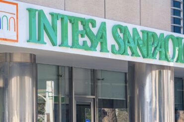 Intesa Sanpaolo, accordo per nuovi esodi e pensionamenti. First Cisl: incrementate le nuove assunzioni