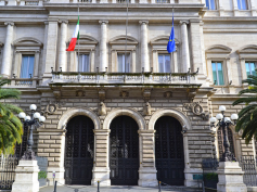 Banca d’Italia, i cantieri aperti e l’economia cuore della democrazia