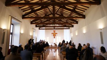 Assisi, rinasce la Sala del Cantico delle Creature. Colombani, ecologia integrale al centro di un nuovo modello economico
