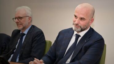 Colombani: per avvicinare i giovani le banche riscoprano la loro funzione sociale