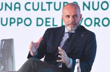 Risparmio, Colombani: non arriva a imprese, non serve il risiko ma un Fondo nazionale di investimento nell’economia reale