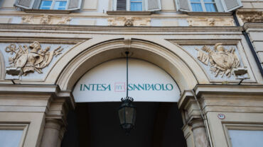 Intesa Sanpaolo, accordo su cessione ramo d’azienda a State Street Bank. First Cisl: importanti garanzie occupazionali