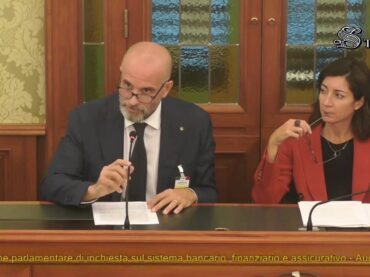 Banche, Colombani al Senato: credito in calo dal 2011, le garanzie valgono 300 miliardi. Serve un Protocollo sull’occupazione nel settore